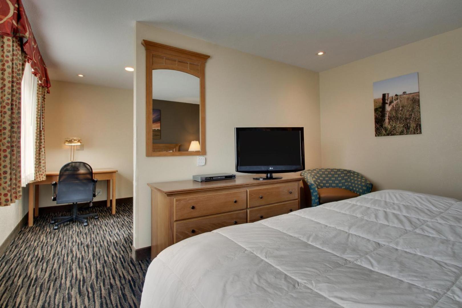 Everspring Inn & Suites Oskaloosa Екстериор снимка